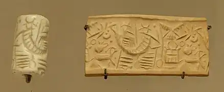 Sceau-cylindre du DA III, avec son empreinte : scène de combat mythologique.