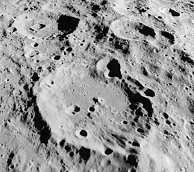 Image illustrative de l'article Cyrano (cratère)