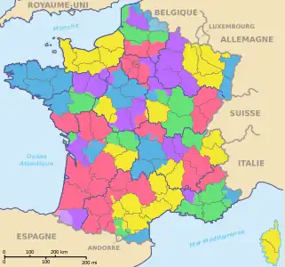 Avec la Révolution les Basques (Labourd, Basse-Navarre et Soule) sont unis aux Béarnais pour former le département des Basses-Pyrénées.