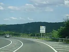 Fin de la descente, échangeur avec la route départementale 15.