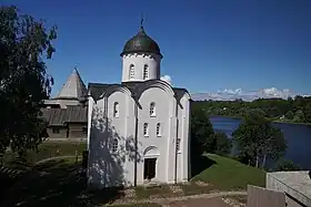 Image illustrative de l’article Église Saint-Georges (Staraïa-Ladoga)