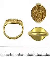 Chevalière gravée du XVIIe&nbsp;siècle.