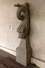 Dauphin en grès (XVIIe&nbsp;siècle).