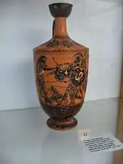 Héraclès combattant Géryon, monstre à trois corps. Lécythe attique, fin du VIe siècle av. J.-C.