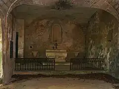 L'intérieur de la chapelle.