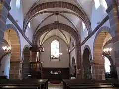 Élévation à deux niveaux séparés par un cordon, église de Dorlisheim.