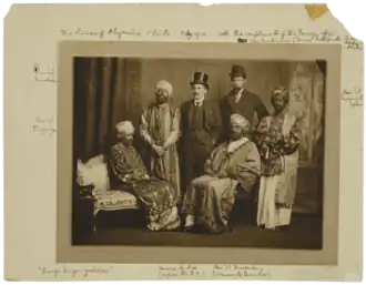 Les participants au canular du Dreadnought.