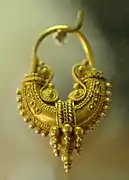 Boucle d'oreille en or, fin du IVe&nbsp;siècle&nbsp;av. J.-C.