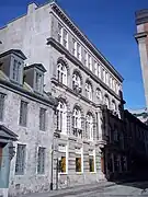 211 : Merchants Exchange