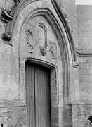 Portail de l'église.