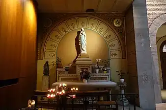 La chapelle Notre-Dame de Lourdes.