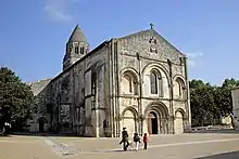 Église abbatiale Sainte-Marie-aux-Dames.