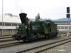 La locomotive Südbahn Classe 23 N°671, en service à la GKB (de), vue ici en 2008. Livrée en 1860, c'est la plus ancienne locomotive encore en service au monde.