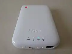 Disque Wi-Fi EMTEC de 500 Go, avec port Ethernet.