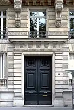 No&nbsp;4 : porte d'entrée.