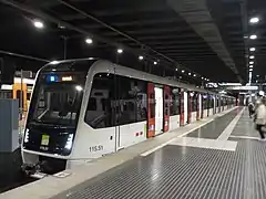 Série 115 à quai à Sarrià.