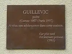 Plaque à la mémoire de Guillevic.