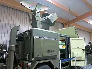 Système de conduite de tir 75 Skyguard pour le guidage des unités de feu de canons DCA 35&nbsp;mm