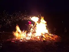 feu de la Saint-Jean édition 2015, l'assaut