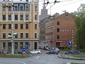 Lāčplēša iela 110.