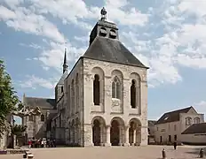 Abbaye de Saint-Benoît-sur-Loire.