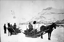 Pont de glace sur le fleuve Saint-Laurent, vers 1900.