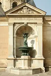 Fontaine (1840), Paris, rue Charlemagne.