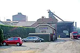 L'ancienne gare sur le site de La Fonte Ardennaise.