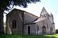 Vue nord-est, chevet et chapelle absidiale (juil.&nbsp;2011)
