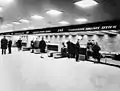 Guichets d'enregistrement dans les années 1960.