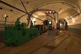 Dessous de l'entrée du Schœnenbourg, avec les entrées des ascenseurs.