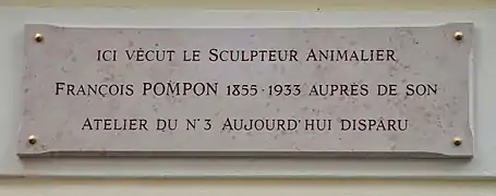 Plaque au no&nbsp;7.