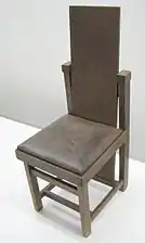 Chaise créée par Frank Lloyd Wright en 1903.