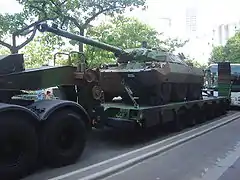 Porte-char, à col-de-cygne, 6&nbsp;essieux (France).