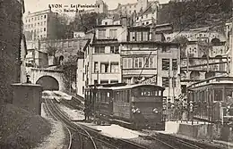 locomotive du chemin de fer Lyon Saint Jean - Saint Just