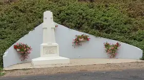 Stèle en l'honneur des fusillés de Nioche.