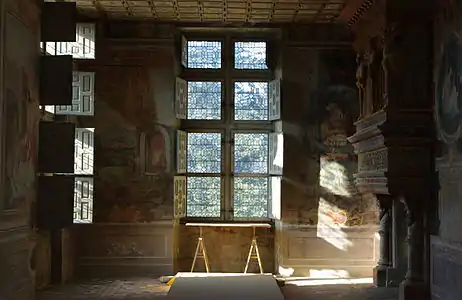 Extrémité de la galerie du château d'Oiron par Noël Jallier (1547-1549).