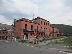 Vue d'ensemble du bâtiment.