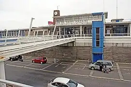 Accès des voitures.