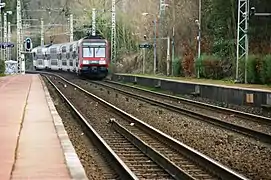 Rame Z 20500 sur voie 2 assurant une mission en direction de Corbeil-Essonnes.