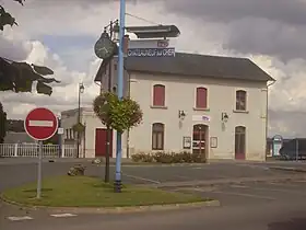 Gare de Châteauneuf-sur-Cher.