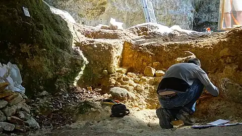 Campagne de fouille juin 2015.