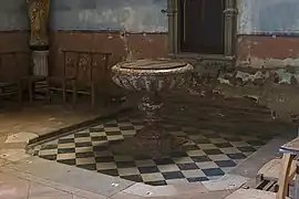 Fonts baptismaux de l'église.