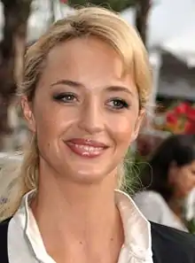 Hélène de Fougerolles dans le rôle de Claire