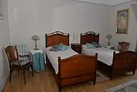 Vue générale de la chambre 17.