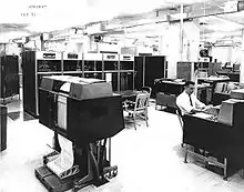 L'IBM 7950 Harvest (en) spécialement créé par la NSA, qui l'utilisa de 1962 à 1976.