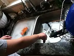 La vaisselle, XXIe&nbsp;siècle.