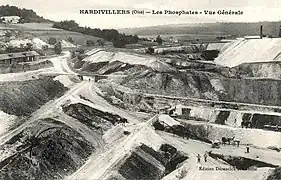 La carrière de phosphates.