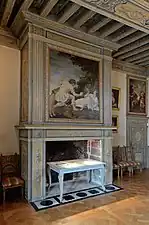 Cheminée monumentale du XVIe&nbsp;siècle.