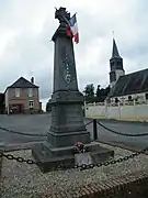 Le monument aux morts pour la patrie.